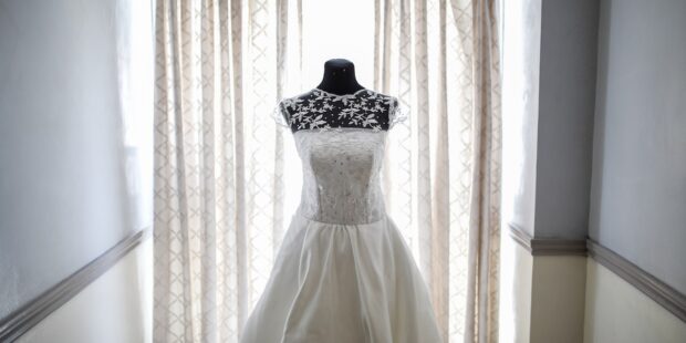 gown